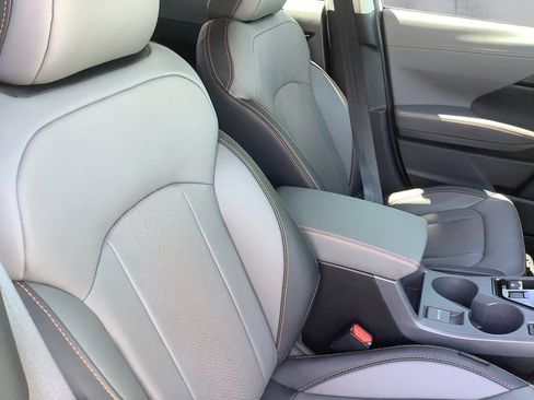 Certified 2025 Subaru Crosstrek 2.5i Limited w/ Crosstrek Mirror Package image 14