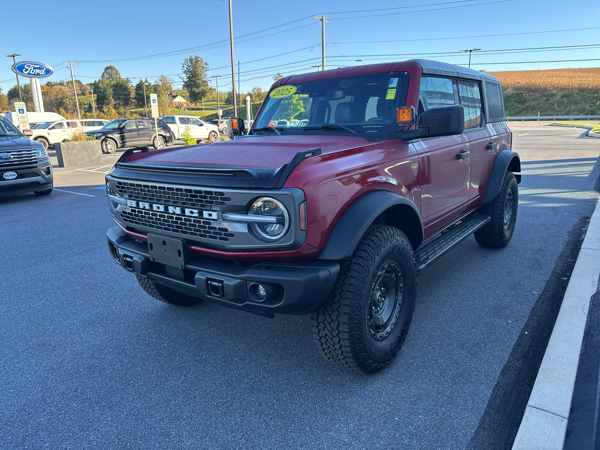 Used 2025 Ford Bronco Badlands w/ Sasquatch Package AWD/4WD image 4