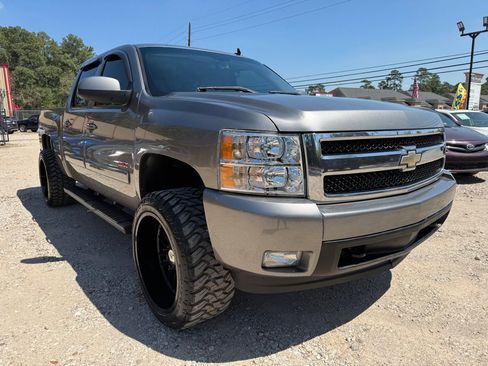Used 2008 Chevrolet Silverado 1500 LTZ w/ Suspension Package, Off-Road image 4