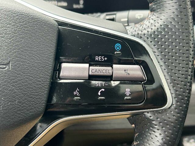 Used 2023 Nissan Ariya AWD/4WD image 30