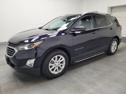 Used 2020 Chevrolet Equinox LT image 2