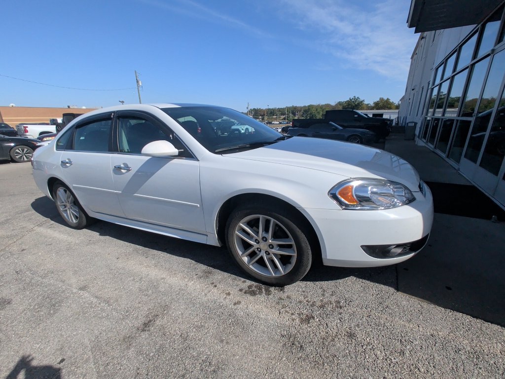 Used 2013 Chevrolet Impala LTZ FWD image 2