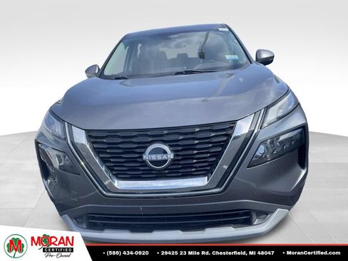 Used 2022 Nissan Rogue S FWD image 2