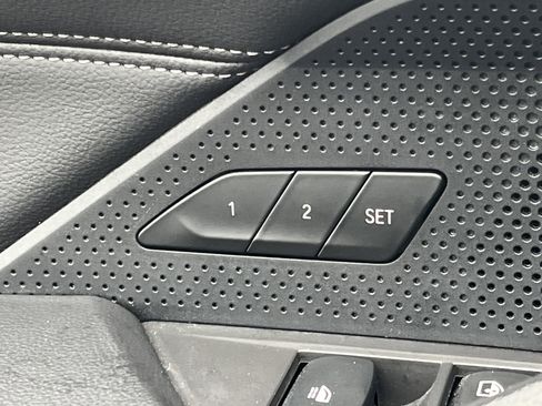 Used 2025 BMW 430i Convertible image 15