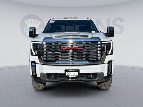 New 2026 GMC Sierra 2500 Denali w/ Denali Reserve Package image 11
