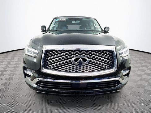 Used 2019 INFINITI QX80 Luxe w/ 22" Wheel Package image 2