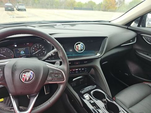 Used 2022 Buick Envision Essence w/ Technology Package I image 11