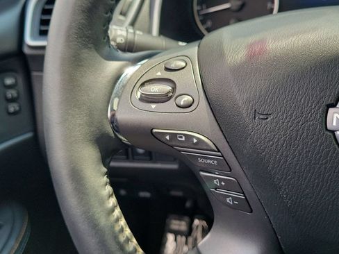 Used 2023 Nissan Murano Platinum w/ Cargo Package FWD image 11