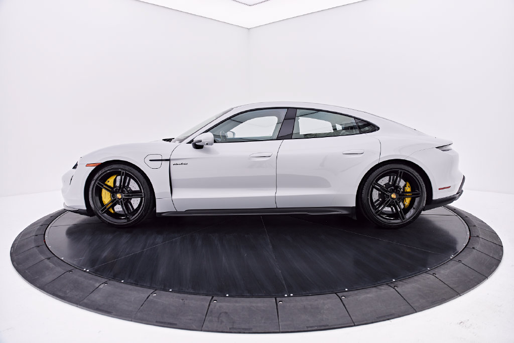 Used 2021 Porsche Taycan Turbo S AWD/4WD image 13