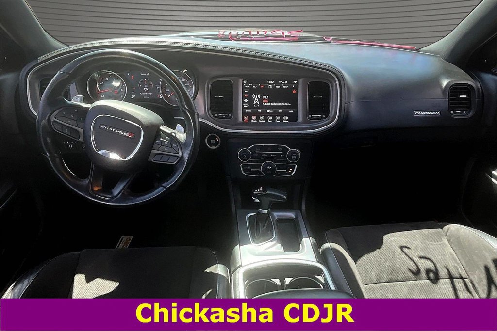 Used 2022 Dodge Charger R/T w/ Plus Group RWD image 7