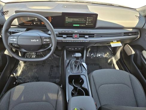 New 2026 Kia K4 FWD image 20