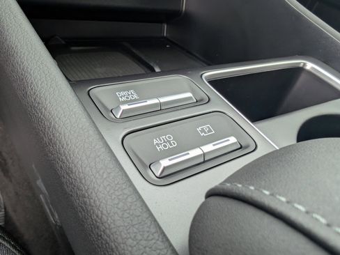 Used 2025 Hyundai Sonata SEL FWD image 32