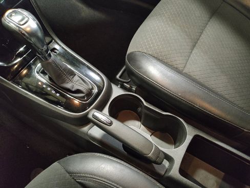 Used 2018 Buick Encore Preferred image 26