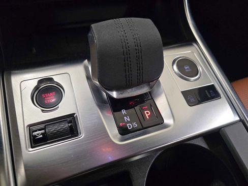 Used 2023 Jaguar XF R-Dynamic SE image 36