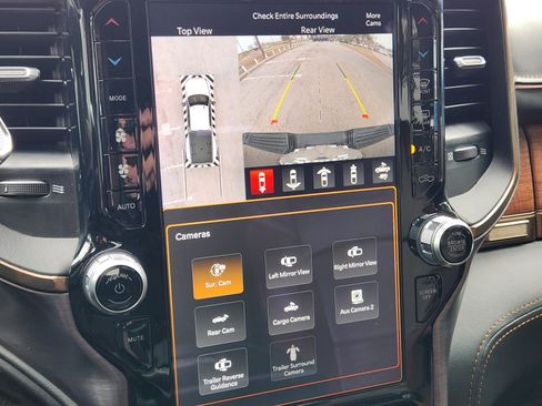 Used 2022 RAM 3500 Limited image 7