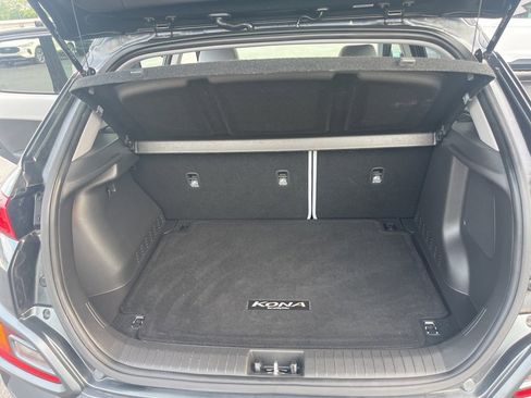 Used 2021 Hyundai Kona Limited w/ Cargo Package image 11