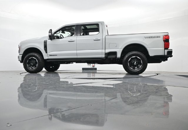 New 2026 Ford F350 Lariat w/ Tremor Off-Road Package AWD/4WD image 44