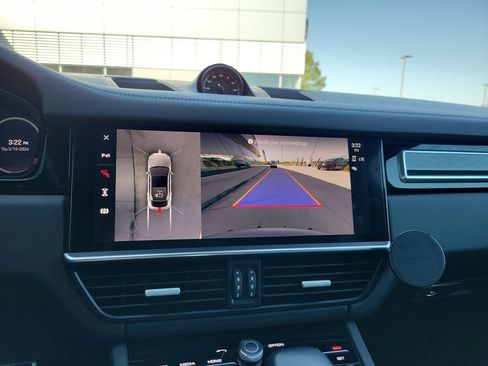 Certified 2022 Porsche Cayenne GTS AWD/4WD image 28