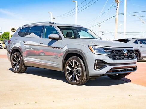 New 2026 Volkswagen Atlas SEL Premium R-Line AWD/4WD image 8