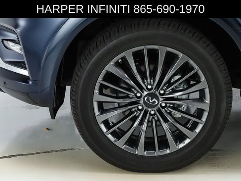 Used 2024 INFINITI QX80 Sensory w/ Cargo Package image 5