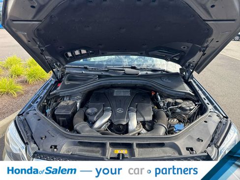 Used 2018 Mercedes-Benz GLS 550 4MATIC image 9