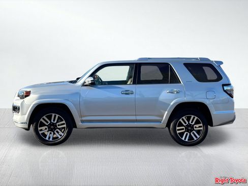 Certified 2024 Toyota 4Runner Limited AWD/4WD image 4