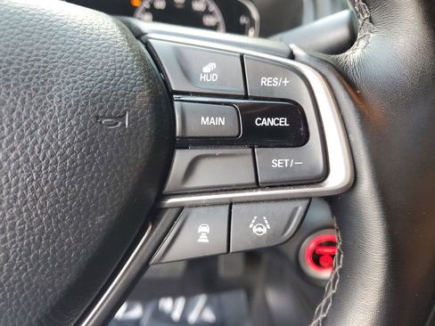 Used 2020 Honda Accord Touring image 29