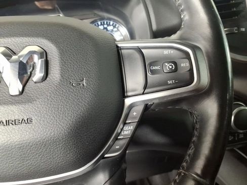 Used 2019 RAM 1500 Big Horn AWD/4WD image 18