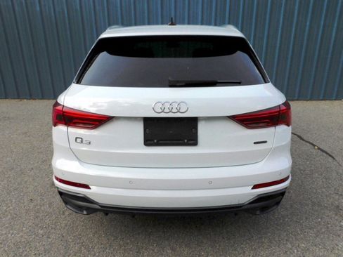 Used 2023 Audi Q3 2.0T Premium AWD/4WD image 4