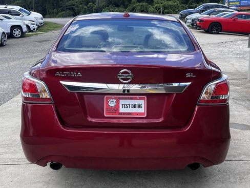 Used 2015 Nissan Altima 2.5 SL w/ Technology Package FWD image 5