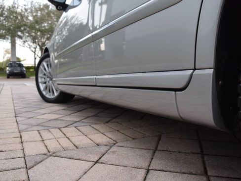 Used 2011 Volvo V50 T5 image 35