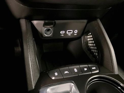 Used 2023 Chevrolet TrailBlazer ACTIV AWD/4WD image 27