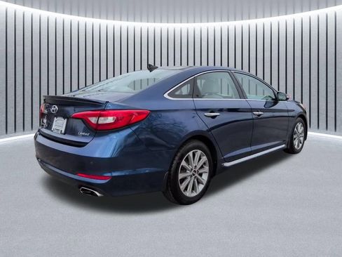 Used 2016 Hyundai Sonata Limited w/ Option Group 05 FWD image 8