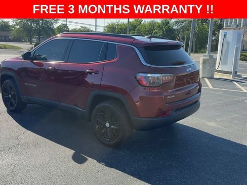 Used 2022 Jeep Compass Latitude w/ Sun and Sound Group AWD/4WD image 6