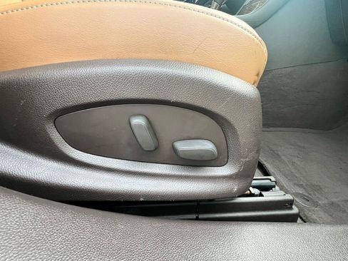 Used 2014 Buick LaCrosse Leather w/ Driver Confidence Package FWD image 27