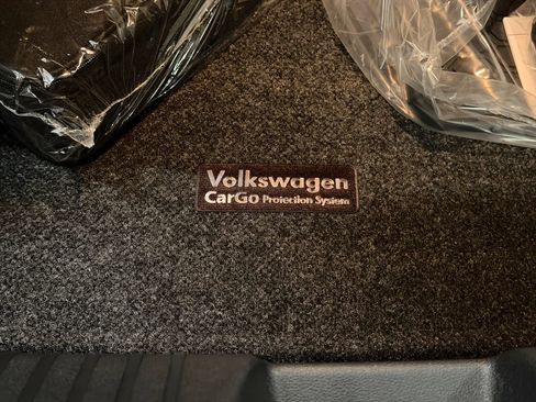 New 2026 Volkswagen Jetta GLI Autobahn FWD image 29