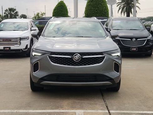 Used 2023 Buick Envision Avenir AWD/4WD image 2
