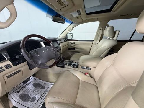 Used 2014 Lexus LX 570 4WD image 12
