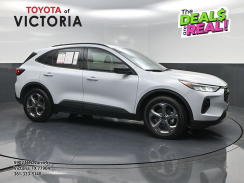 Used 2025 Ford Escape ST-Line FWD image 1