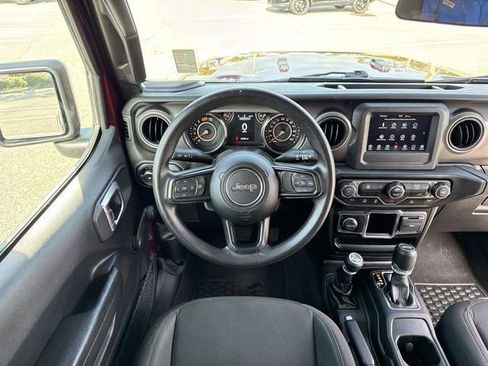 Used 2022 Jeep Wrangler Sport image 14