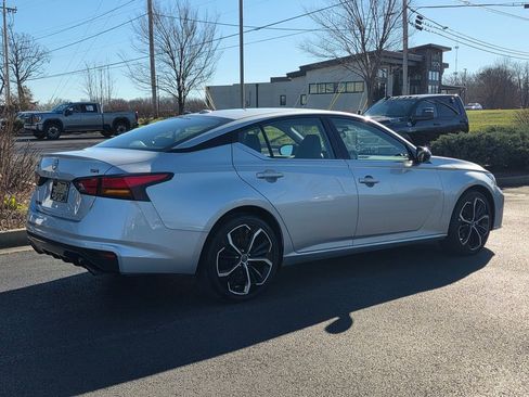 Used 2024 Nissan Altima 2.5 SR image 5