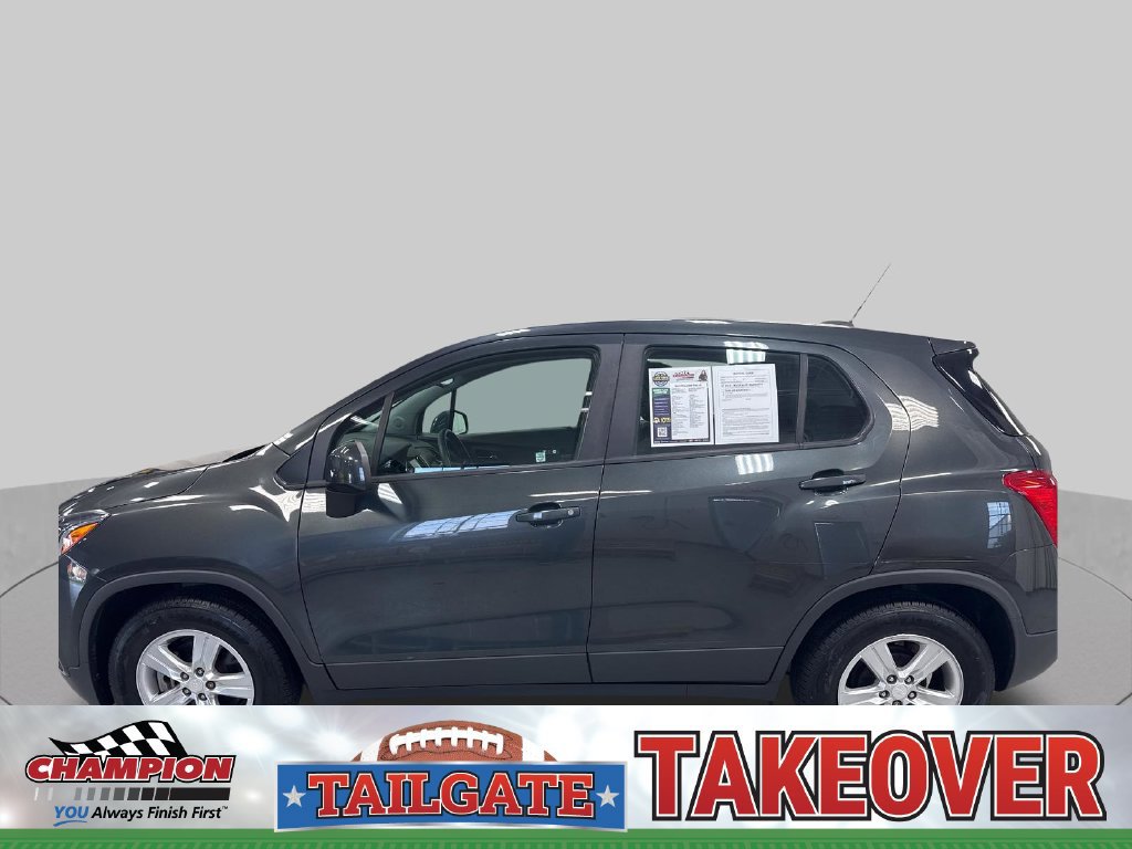 Used 2019 Chevrolet Trax LS FWD image 2