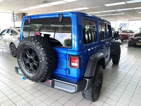 Used 2023 Jeep Wrangler Unlimited w/ Cold Weather Group AWD/4WD image 6