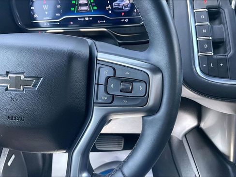 Used 2024 Chevrolet Tahoe Z71 w/ Luxury Package image 12