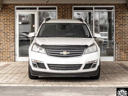 Used 2013 Chevrolet Traverse LT AWD/4WD image 3