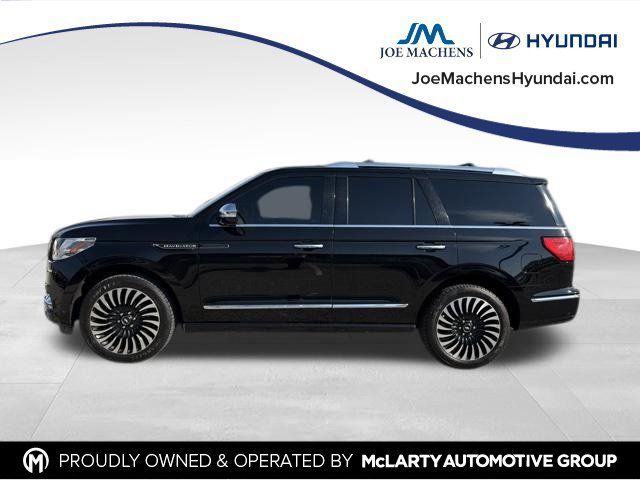 Used 2018 Lincoln Navigator Black Label w/ Cargo Package AWD/4WD image 2