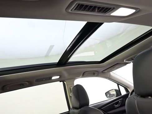 Certified 2025 Subaru Ascent Bronze Edition image 17