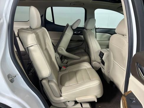 Used 2017 GMC Acadia Denali w/ Technology Package image 28