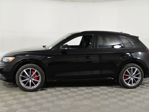 Certified 2024 Audi Q5 e Premium Plus w/ Premium Plus Package image 2