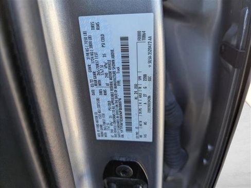 Used 2022 Ford F150 XLT image 30